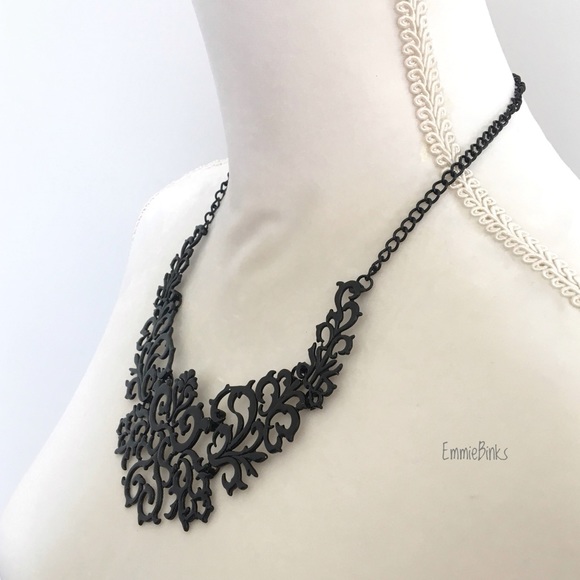 New Ornate Hollowed Out Vintage Vibe Statement Necklace Adjustable ~ Collar - Picture 6 of 16